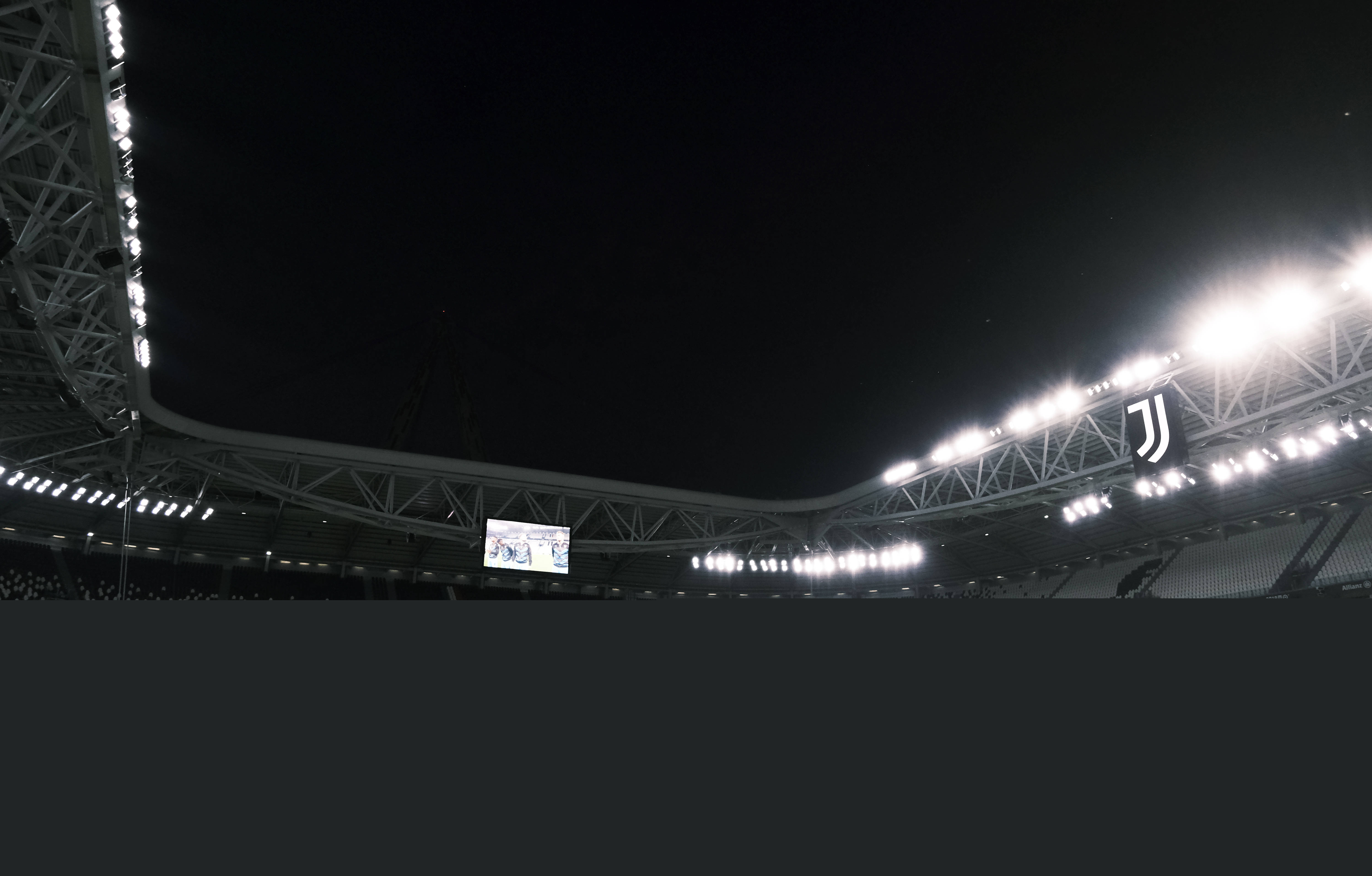 ADTEC AMV-3000FOI 3000W Matching Box